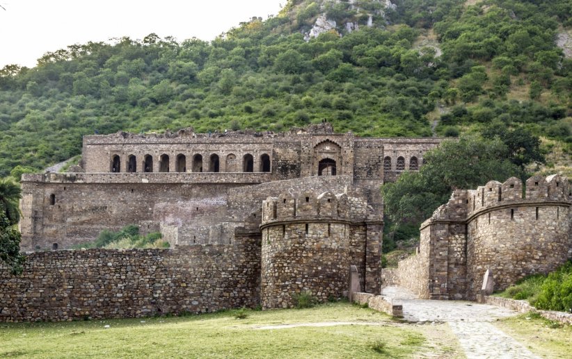 Le fort de Bhangarh, en Inde Le fort de Bhangarh, en Inde