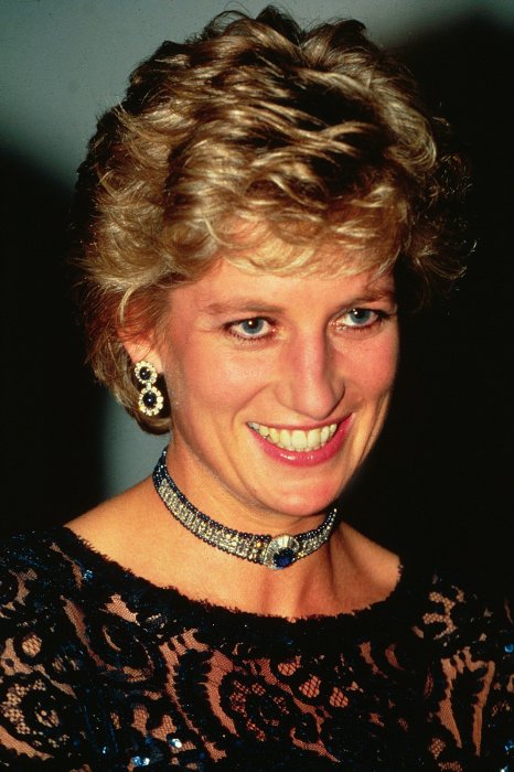 7 août 1997 : Lady Di fait la Une des tabloïds 7 août 1997 : Lady Di fait la Une des tabloïds
