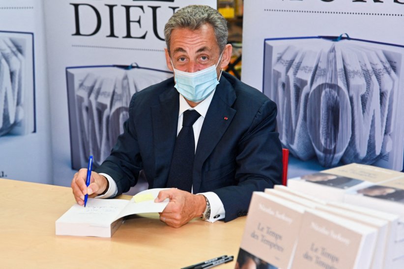 Nicolas Sarkozy dans une série de fèves présidentielles Nicolas Sarkozy dans une série de fèves présidentielles