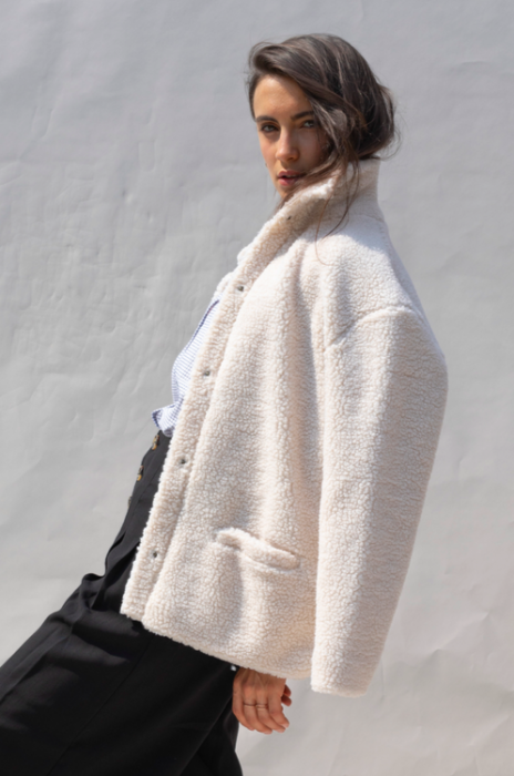Le manteau en moumoute Le manteau en moumoute