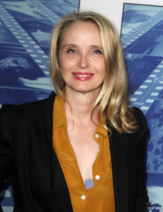 Julie Delpy : sa première agression à 13 ans Julie Delpy : sa première agression à 13 ans