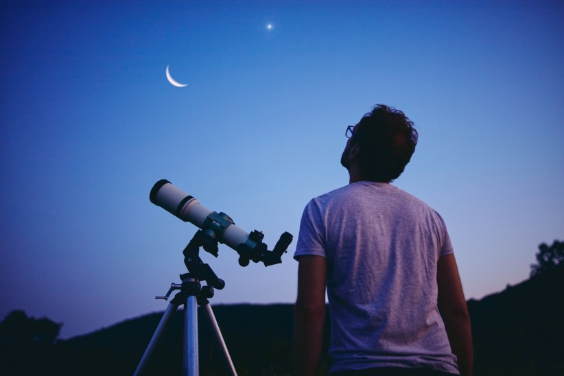 Prendre connaissance des différentes phases de la Lune Prendre connaissance des différentes phases de la Lune