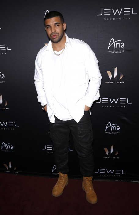 Accusé de faire trop de bruit, Drake a recours aux grands moyens ! Accusé de faire trop de bruit, Drake a recours aux grands moyens !