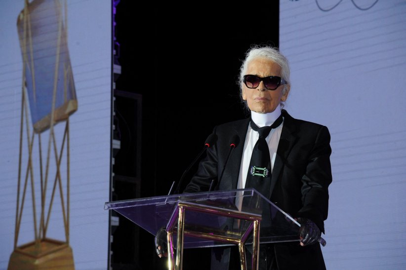Les lunettes de Karl Lagerfeld : un accessoire de légende Les lunettes de Karl Lagerfeld : un accessoire de légende