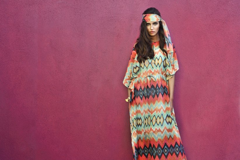 Une robe longue et colorée pour être à l'aise Une robe longue et colorée pour être à l'aise
