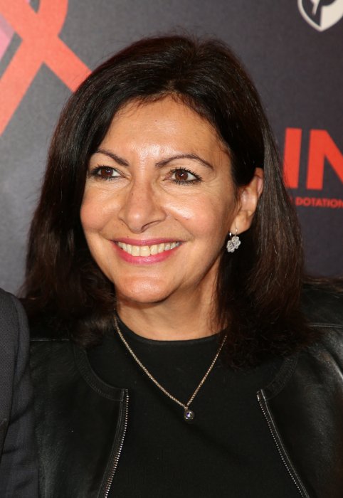 Anne Hidalgo possède la double-nationalité franco-espagnole Anne Hidalgo possède la double-nationalité franco-espagnole