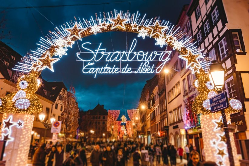 Strasbourg, 400 ans de tradition de Noël Strasbourg, 400 ans de tradition de Noël