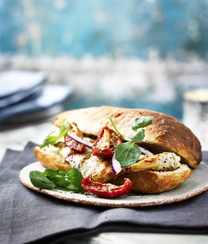 Ciabatta au poulet et tomates confites