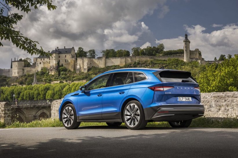Skoda Enyaq iV - à partir de 43 840 €. Skoda Enyaq iV - à partir de 43 840 €.