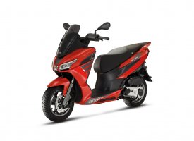 Aprilia SXR 50 : le remplaçant du SR arrive