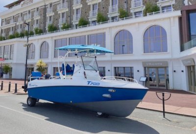 TRINGAboat : Entre terre et mer, ce bateau va vous surprendre ! 