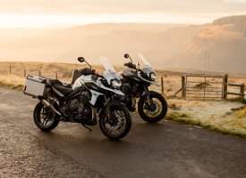 Triumph Tiger 1200 : des séries spéciales Alpine et Desert