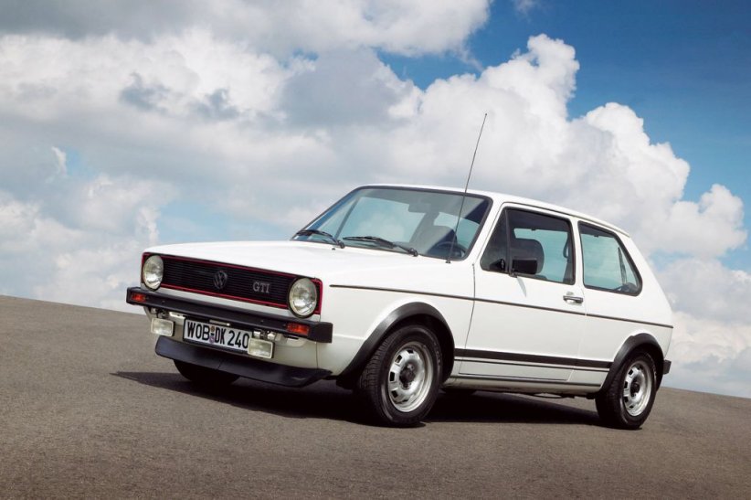 VW Golf 1974 -
VW Golf 1974 -