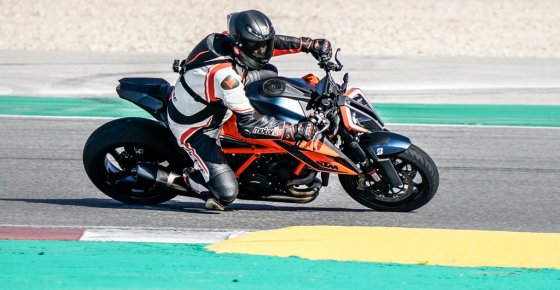 KTM 1290 Super Duke R 2020
