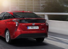 TOYOTA Prius Hybride 122 ch