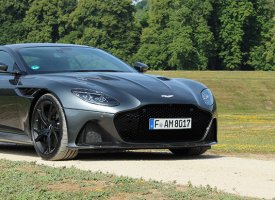 ASTON MARTIN DBS Superleggera