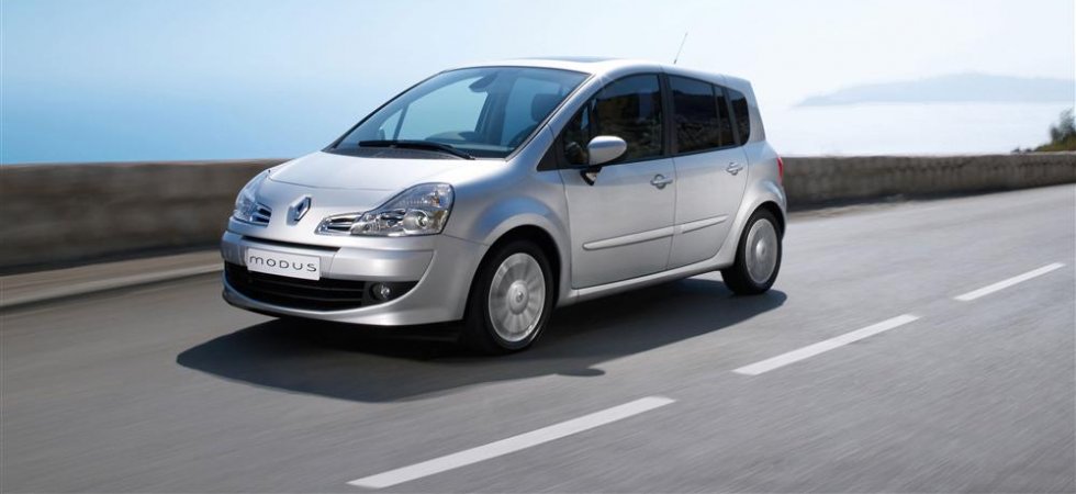 Renault : 7 membres du personnel retenus par des salariés à la Fonderie de Bretagne