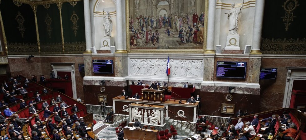 L'Assemblée nationale adopte finalement le "pass sanitaire"
