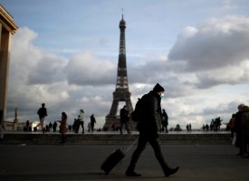 Covid-19 : vers un reconfinement "hybride" en France ?