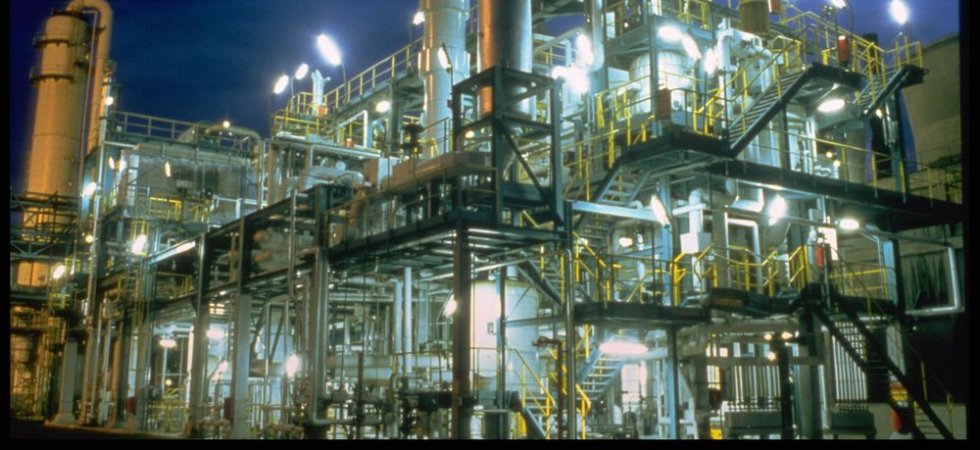 Arkema grimpe, HSBC en renfort