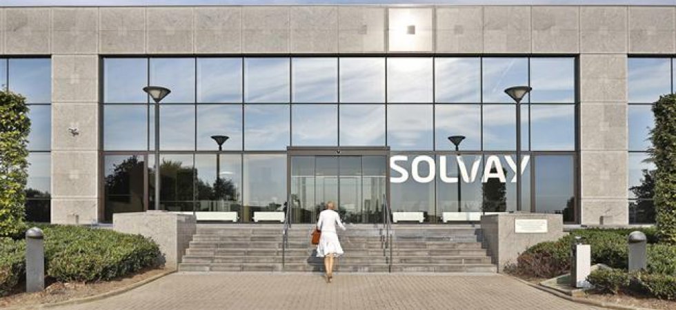 Solvay : S&P envisage de réduire la notation à "BBB-"
