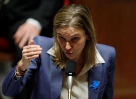 Emploi des jeunes : Agnès Pannier-Runacher veut des "mesures fortes"