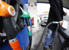 Taxes sur les carburants et le tabac : les recettes fiscales ont atteint 60 milliards d'euros en 2018