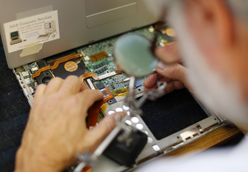 1. Technicien informatique 1. Technicien informatique
