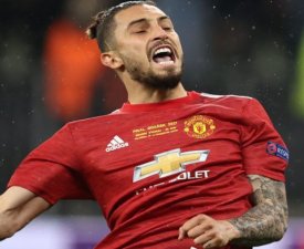 Man United : Telles pourrait manquer le début de saison