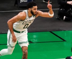 NBA - Saison régulière : Tatum gagne son duel avec Curry, Phoenix chute lourdement