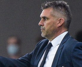 Lille : Gourvennec salue la dynamique de Lens avant le derby du Nord