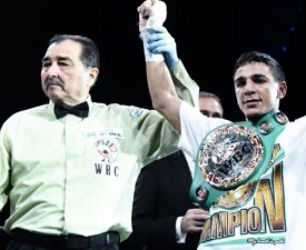 Poids coqs : Nordine Oubaali conserve sa ceinture mondiale WBC