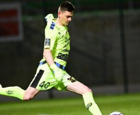 L2 - Chambly : Et Planté, entraîneur des gardiens, entra en jeu...