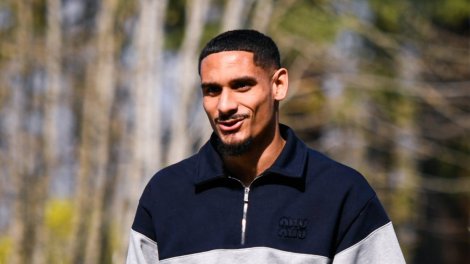 Bleus : Qui es-tu, Maxence Lacroix ?