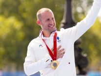 Jules Ribstein : médaille d'or en para triathlon Jules Ribstein : médaille d'or en para triathlon