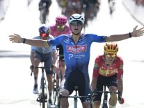 9e étape : Van der Poel a joué sa carte 9e étape : Van der Poel a joué sa carte