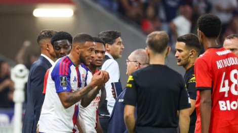 Ligue 1 : OL - Rennes interrompu à cause d'une banderole