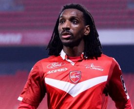 Pau : Sessi D'Almeida arrive