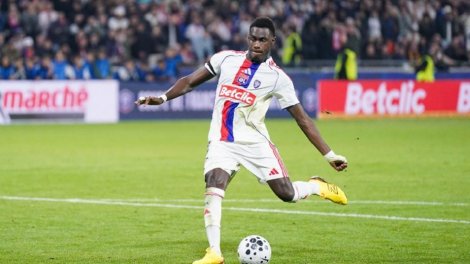OL : Le club au soutien de Niakhaté après son tir au but raté