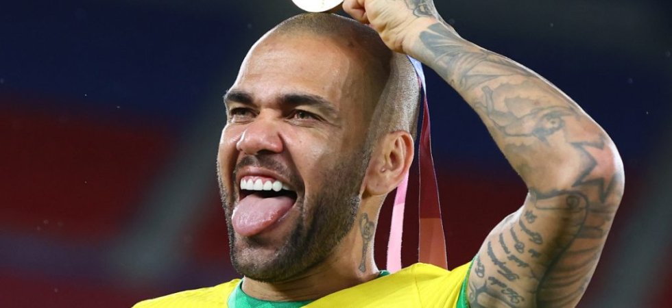 Brésil : Dani Alves comblé de bonheur