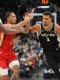 NBA : San Antonio enchaîne, les Lakers tombent, Jokic flambe