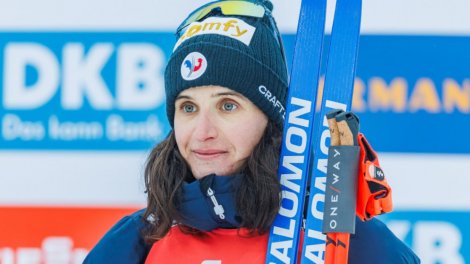 Δίαθλο – Πρωτάθλημα Γαλλίας (F): Ο Σιμόν κερδίζει τη μαζική εκκίνηση πριν από τον Ζανμονό