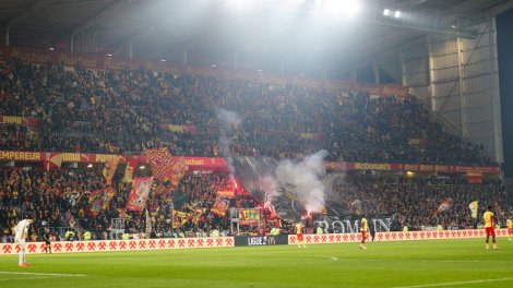 Lens : Les supporters taclent le PSG, qui « ...