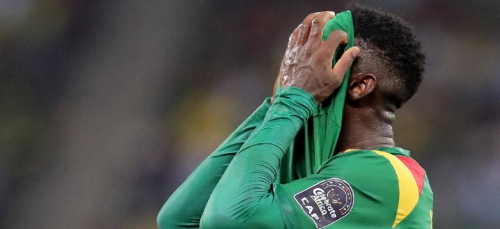 Cameroun : Le vestiaire se fissure