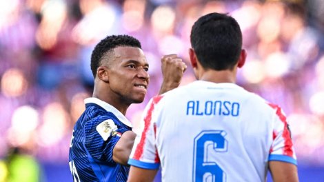 Insultes racistes contre Mbappé : Le parquet ...