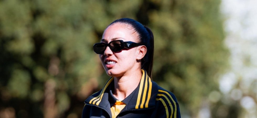 Bleues : Bacha quitte le groupe