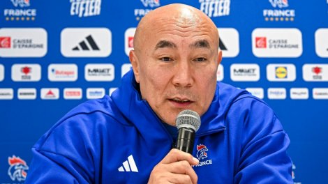 Μπλε: Ο Ντισεμπάεφ θέλει να κερδίσει τους Ολυμπιακούς Αγώνες, το Παγκόσμιο Κύπελλο και το Euro