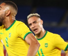Manchester United : Ten Hag intéressé par le profil de Cunha