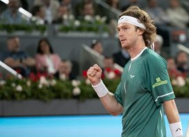 ATP - Rome : Rublev réussit son entrée en lice dans la douleur 