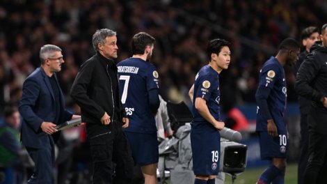 PSG: Ο Λουίς Ενρίκε «άλλαξε έξι παίκτες και θα συνεχίσει έτσι»